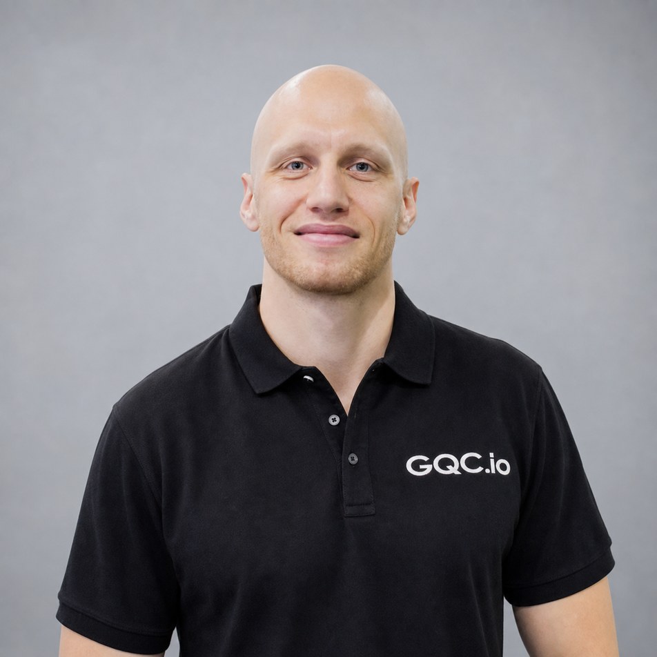 Foto: Stephan Thaerigen, Qualitätskontrolle beim Partnerunternehmen GQC